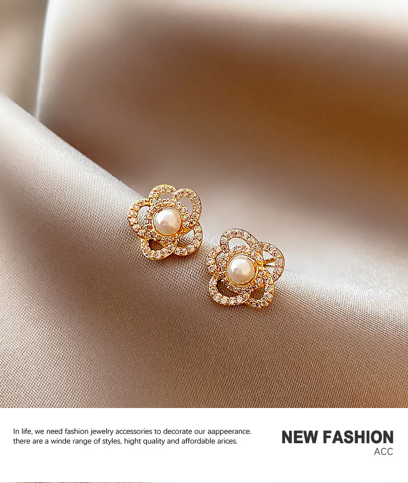 Fashion Golden Diamond And Flower Pearl Stud Earrings,Stud Earrings