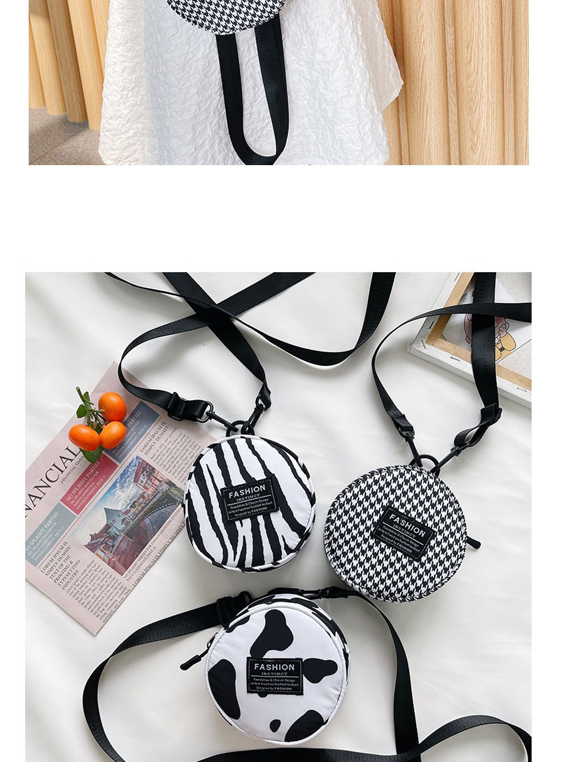 Fashion Zebra Pattern Zebra Pattern Letter Diagonal Round Bag,Shoulder bags