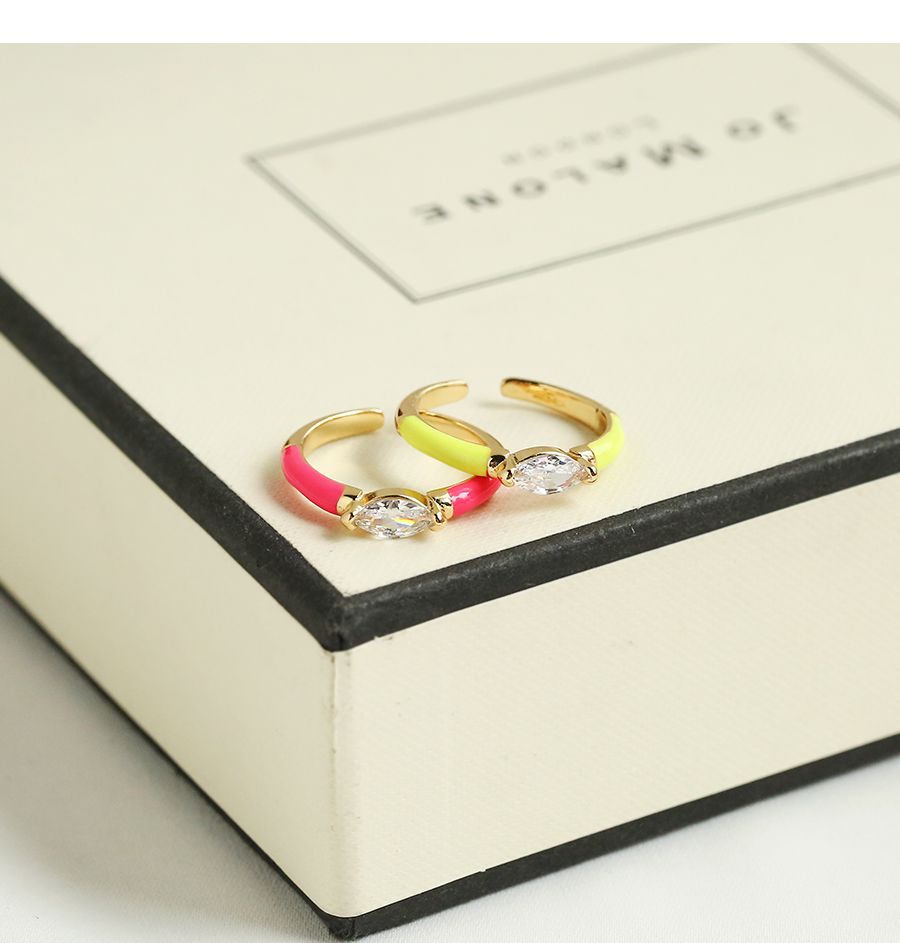Fashion White Copper Inlaid Zirconium Geometric Drip Ring,Rings