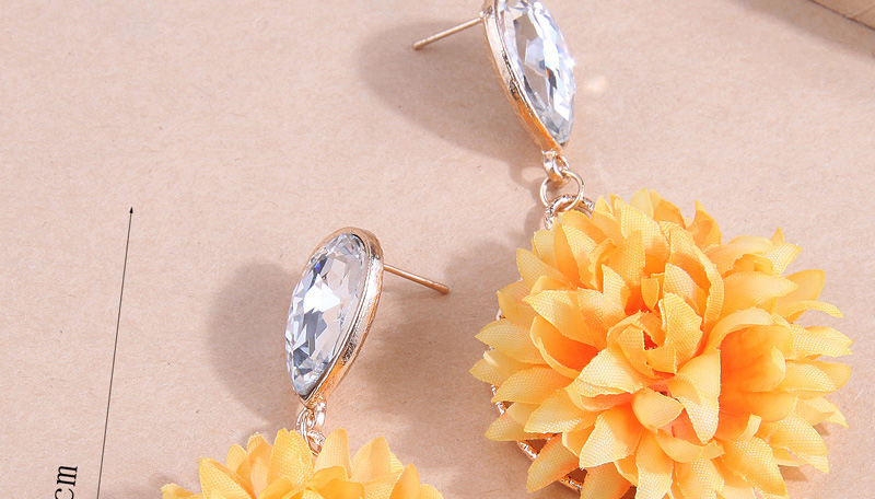 Fashion Yellow Metal Drop Diamond Floral Stud Earrings,Stud Earrings