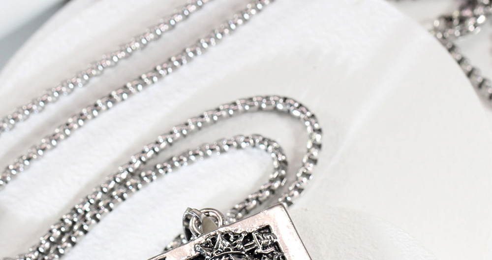 Fashion Silver Alloy Playing Card Square Necklace,Pendants