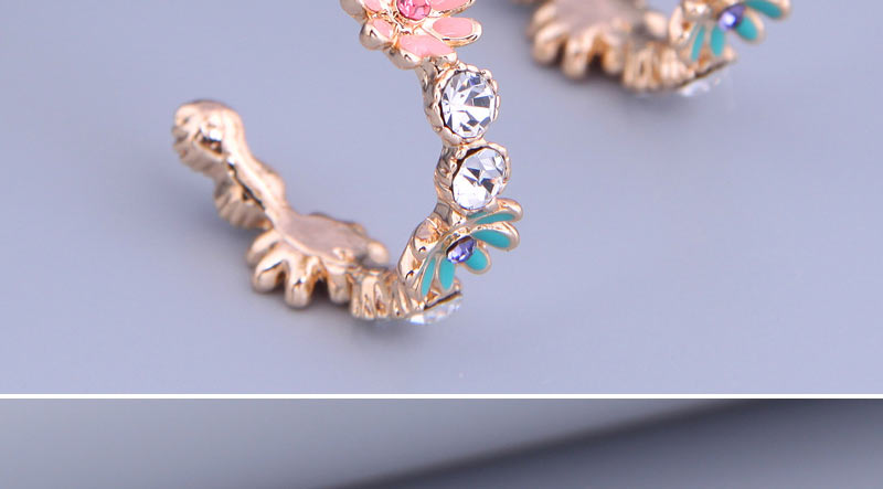 Fashion Gold Metal Diamond Daisy C Earrings,Hoop Earrings