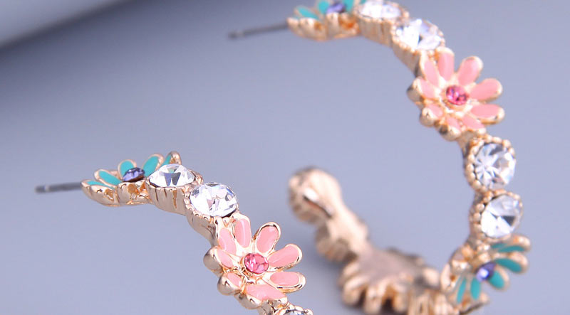 Fashion Gold Metal Diamond Daisy C Earrings,Hoop Earrings