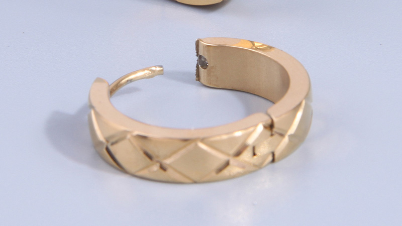 Fashion Gold Titanium Steel Batch Flower Round Earrings,Earrings