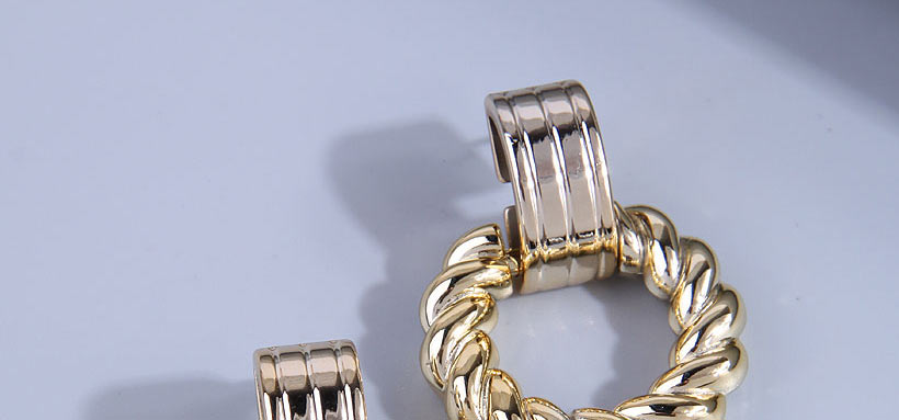 Fashion Gold Alloy Geometric Twist Round Stud Earrings,Stud Earrings