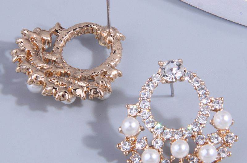 Fashion Gold Alloy Diamond And Pearl Geometric Drop Earrings,Drop Earrings
