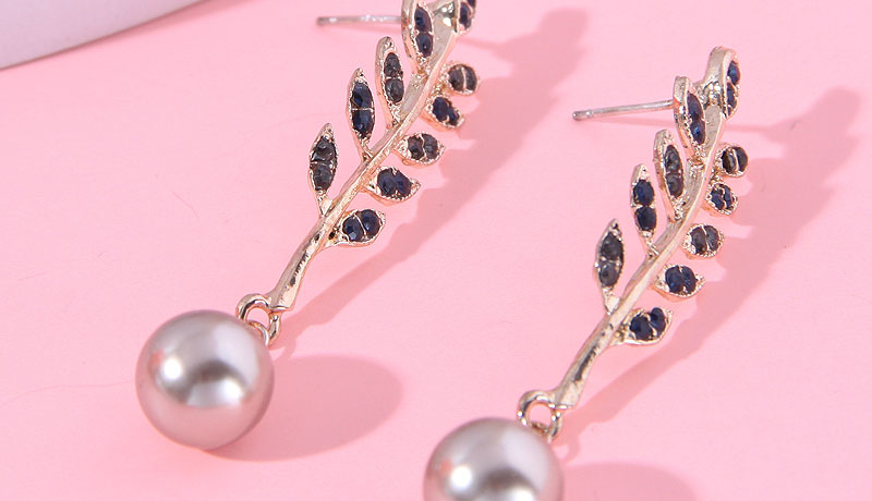 Fashion Black Alloy Diamond Stud Pearl Stud Earrings,Stud Earrings