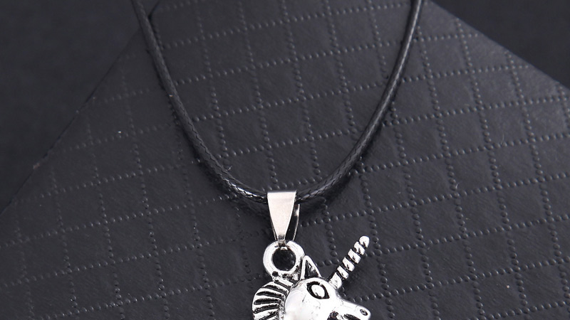 Fashion Silver Alloy Geometric Steed Necklace,Pendants