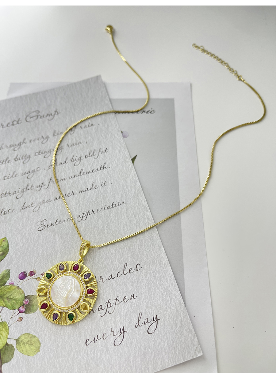 Fashion Gold-4 Bronze Zircon Shell Portrait Flower Pendant Necklace,Necklaces