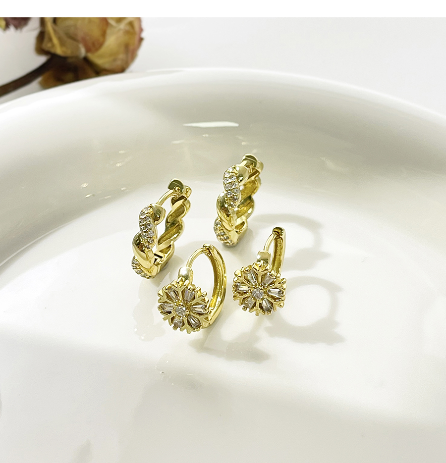 Fashion Gold Copper Inlaid Zirconium Twist Earrings,Earrings