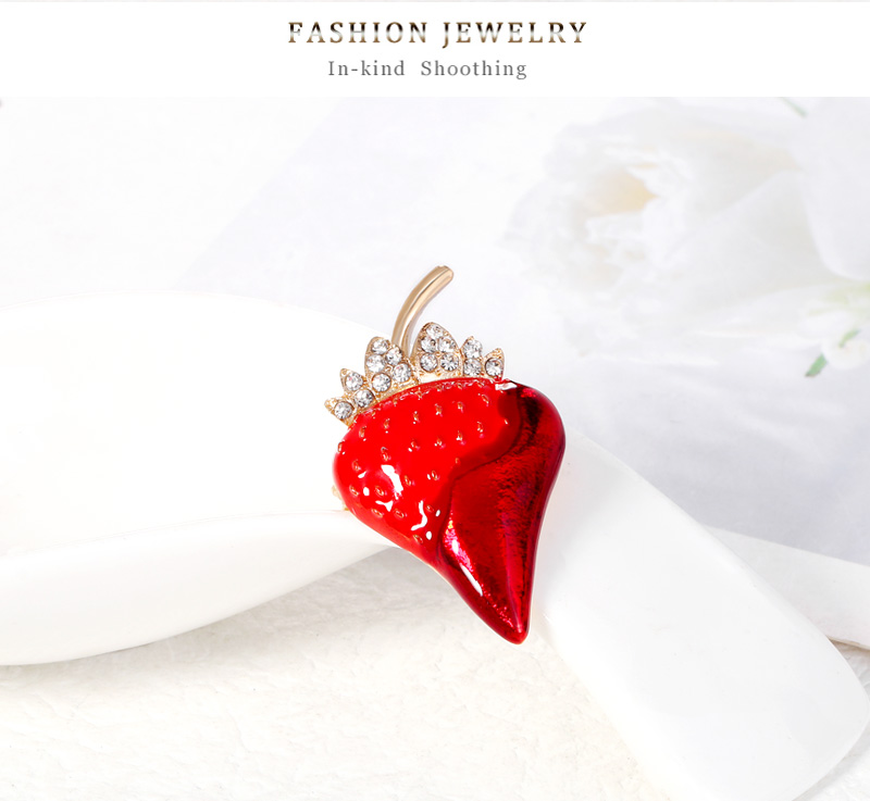 Fashion Red Alloy Diamond Strawberry Brooch,Korean Brooches