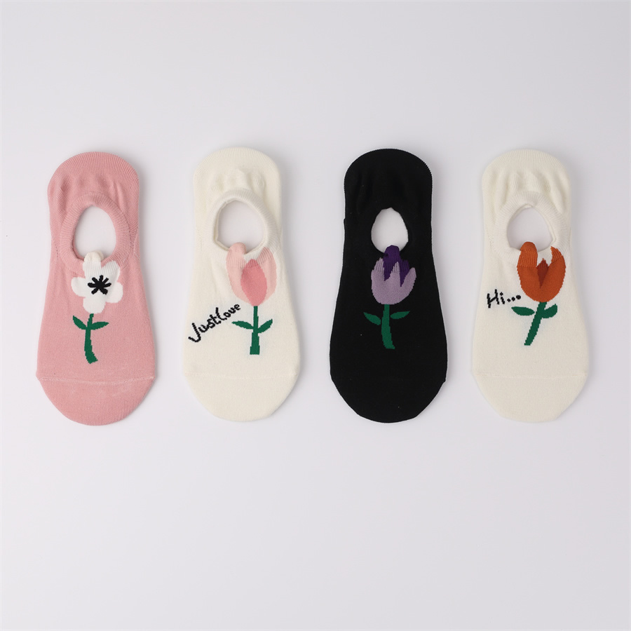 Fashion Pink Flowers On White Geometric Knitted Three-dimensional Flower Silicone Invisible Boat Socks,Fashion Socks
