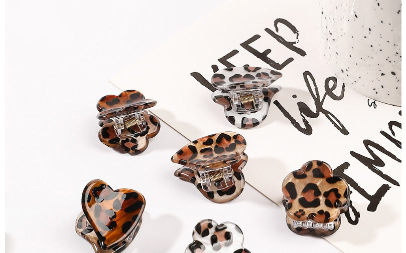 Fashion Love Light Leopard Leopard Print Heart Gripper In Acetate,Hair Claws