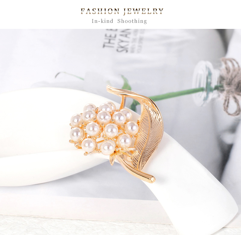Fashion Gold Alloy Set Pearl Geometric Stud Earrings,Korean Brooches