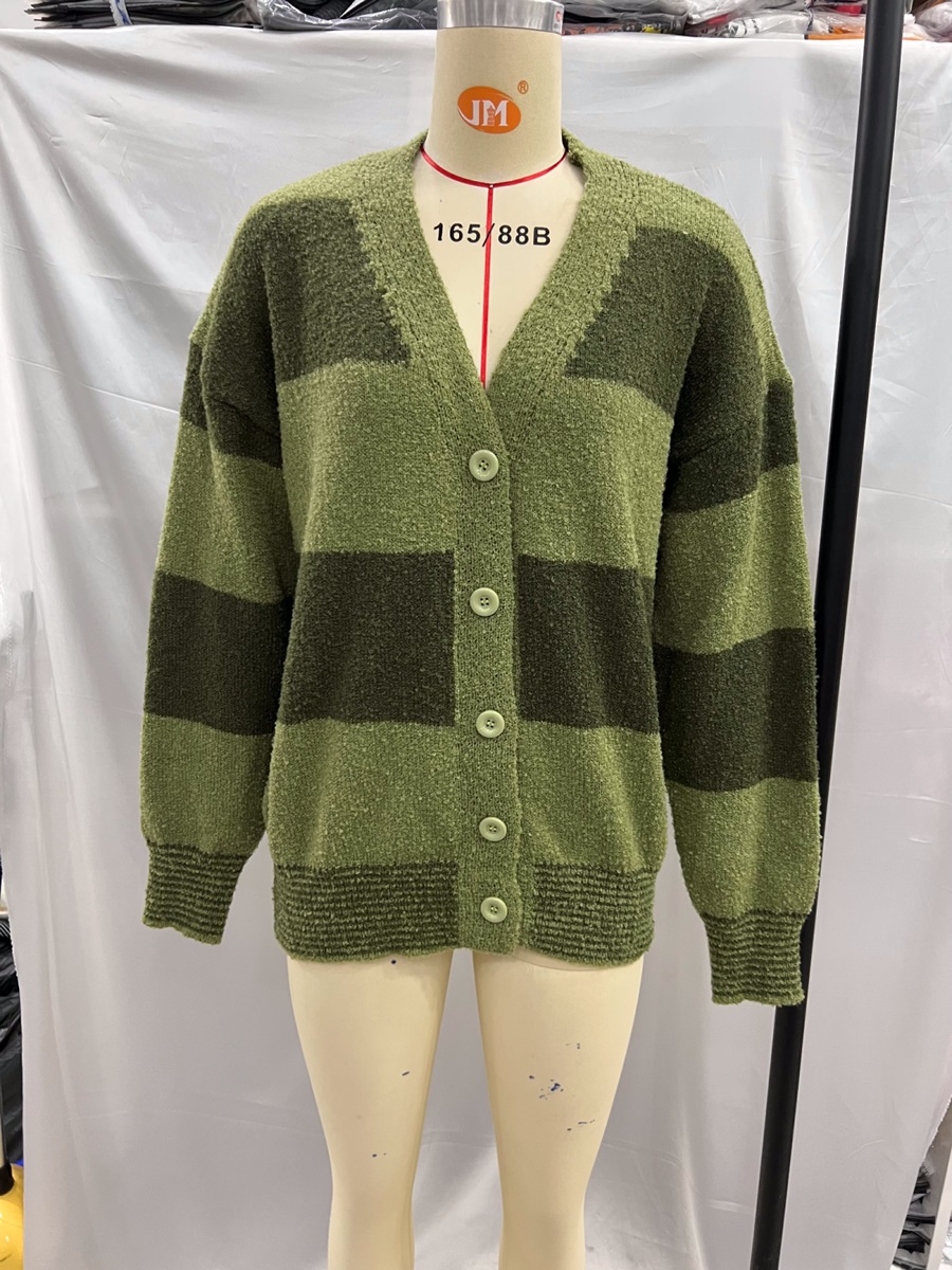 Fashion Green Contrast Striped V-neck Button-down Cardigan,Sweater