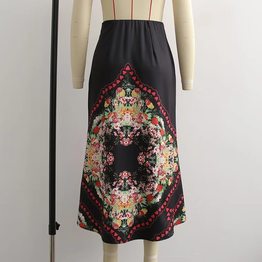 Fashion Black Background Geometric Print Skirt,Skirts