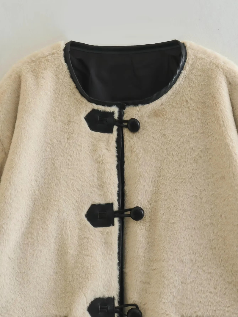 Fashion Creamy-white Decorative Imitation Hair Round Collar Short Coat,Coat-Jacket