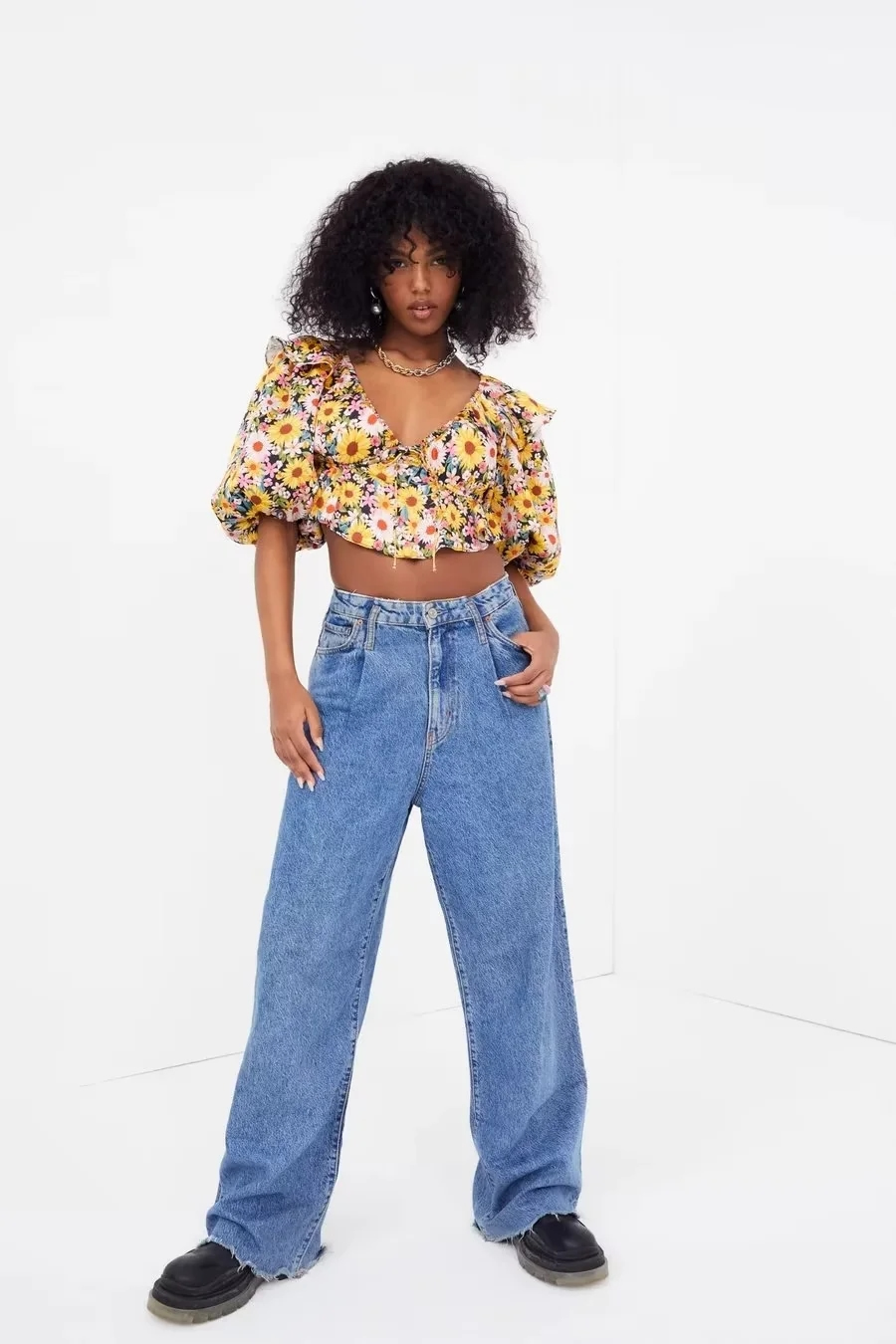 Fashion Yellow Polyester Printed V-neck Puff Sleeve Cropped Top,Blouses