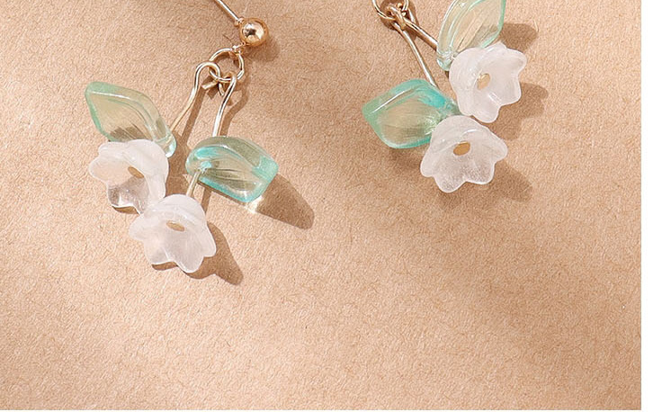 Fashion Gold Resin Flower Stud Earrings,Stud Earrings