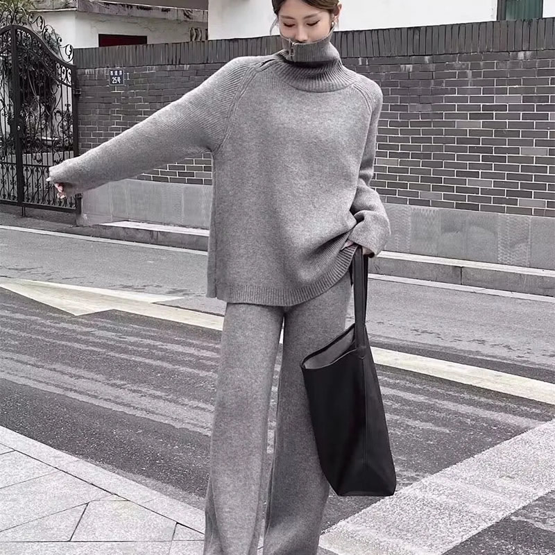 Fashion Black Cashmere Knitted Turtleneck Zipper Sweater Wide-leg Trousers Suit,Sweater