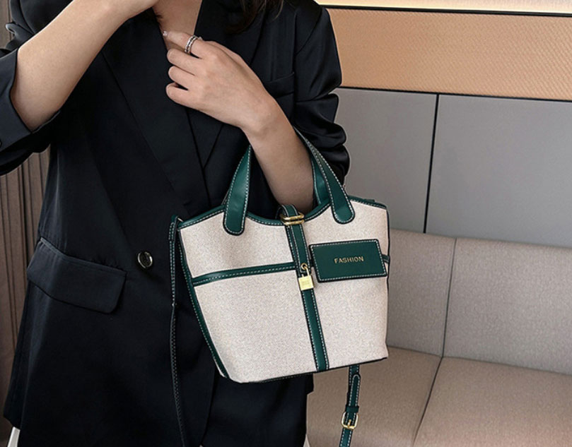 Fashion Green Canvas Large Capacity Messenger Bag,Shoulder bags