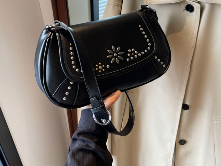 Fashion Black Pu Rivet Flap Crossbody Bag,Shoulder bags