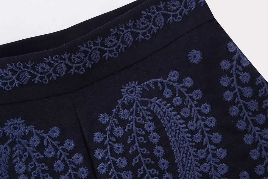 Fashion Blue Woven Embroidered Shorts,Shorts