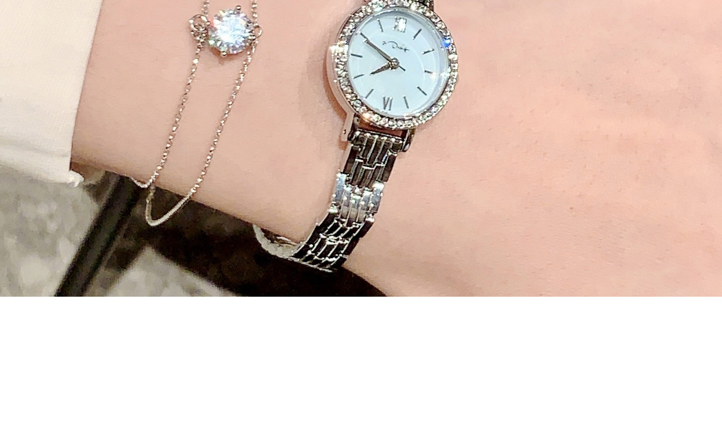Fashion Blue Face Titanium Steel Diamond Round Dial Watch (with Battery),Ladies Watches