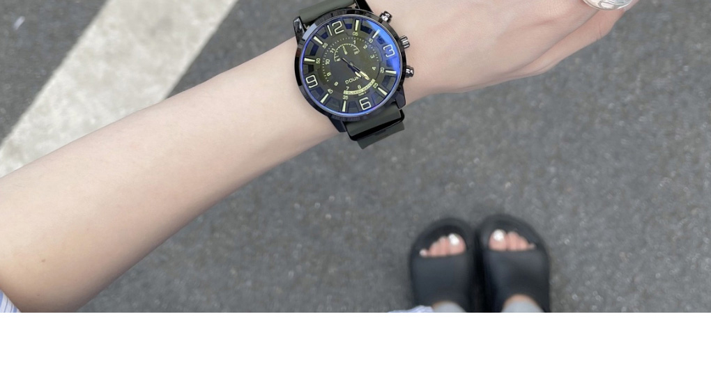 Fashion Coffee Belt Titanium Steel Round Dial Watch (with Battery),Ladies Watches
