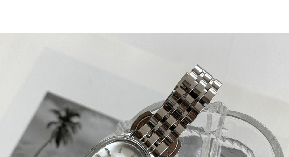 Fashion Silver With White Noodles Pu Oval Dial Watch (with Battery),Ladies Watches