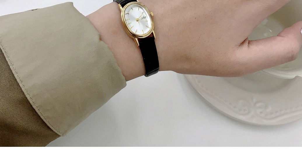 Fashion Coffee With Silver Frame White Noodles Pu Oval Dial Watch (with Battery),Ladies Watches