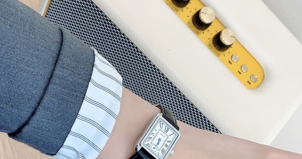 Fashion Khaki Belt Pu Rectangular Dial Watch (with Battery),Ladies Watches