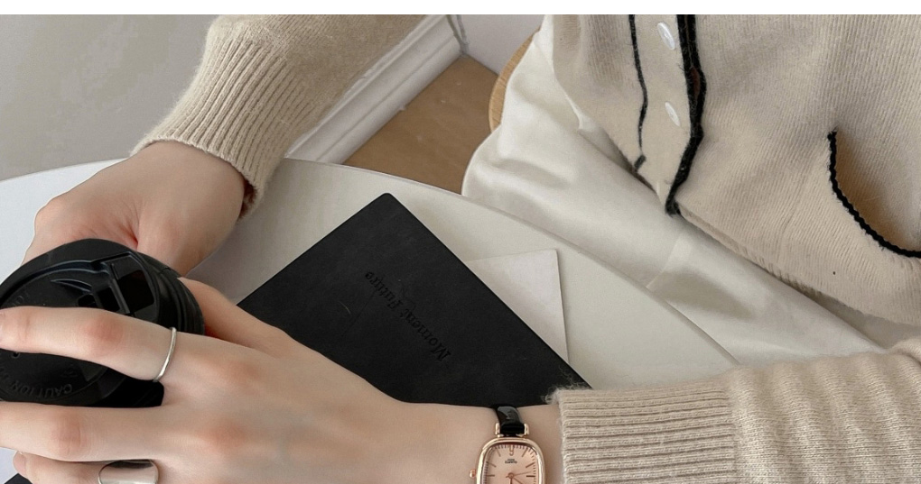 Fashion Black Strap Apricot Noodles Pu Square Dial Watch (with Battery),Ladies Watches
