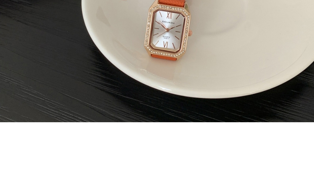 Fashion Black Belt Pu Square Dial Watch (with Battery),Ladies Watches