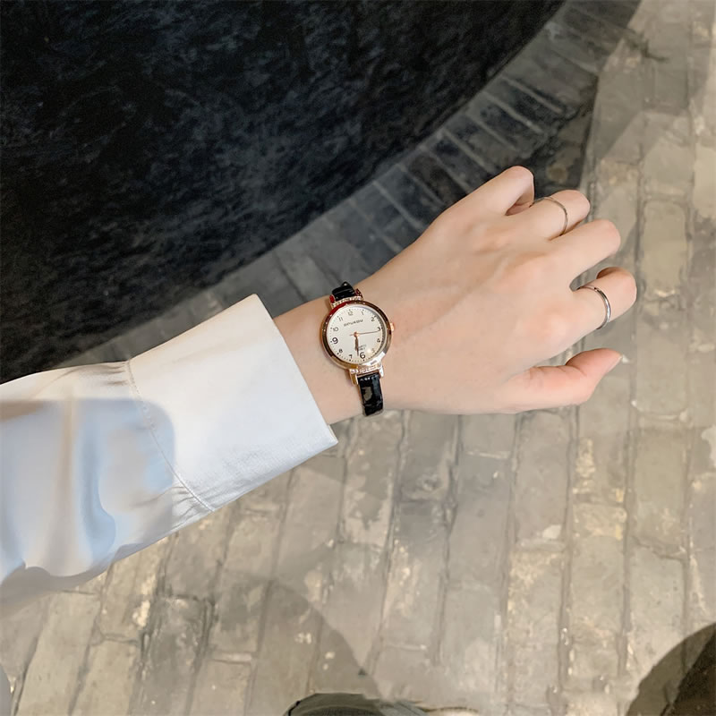 Fashion Coffee Belt Alloy Round Dial Strap Watch,Ladies Watches