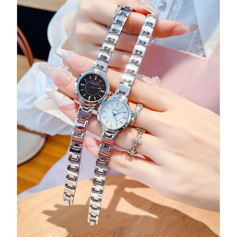 Fashion Silver With Black Surface Stainless Steel Round Dial Watch,Ladies Watches