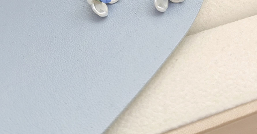 Fashion Silver Alloy Contrasting Flower Stud Earrings,Stud Earrings