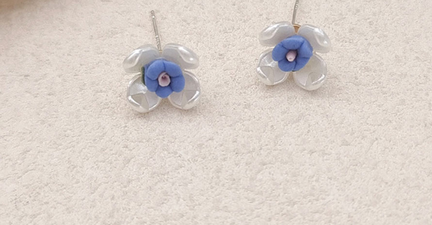 Fashion Silver Alloy Contrasting Flower Stud Earrings,Stud Earrings