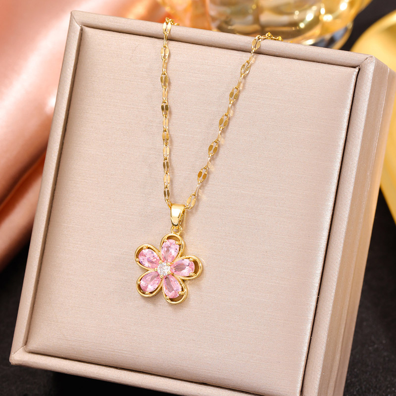 Fashion Gold Copper Inlaid Zirconium Flower Necklace,Necklaces