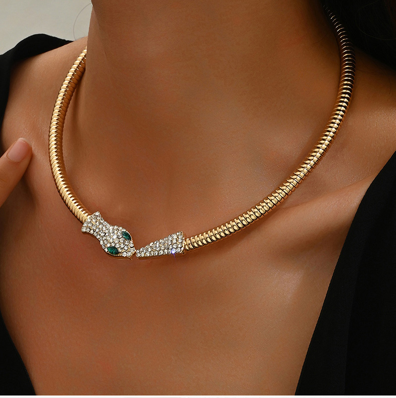 Fashion Gold Alloy Diamond Snake Necklace,Chokers