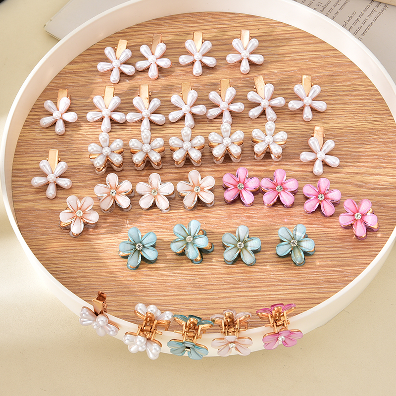 Fashion Milky White Flower Set Of 5 Pieces Alloy Diamond Flower Childrens Gripper,Kids Accessories