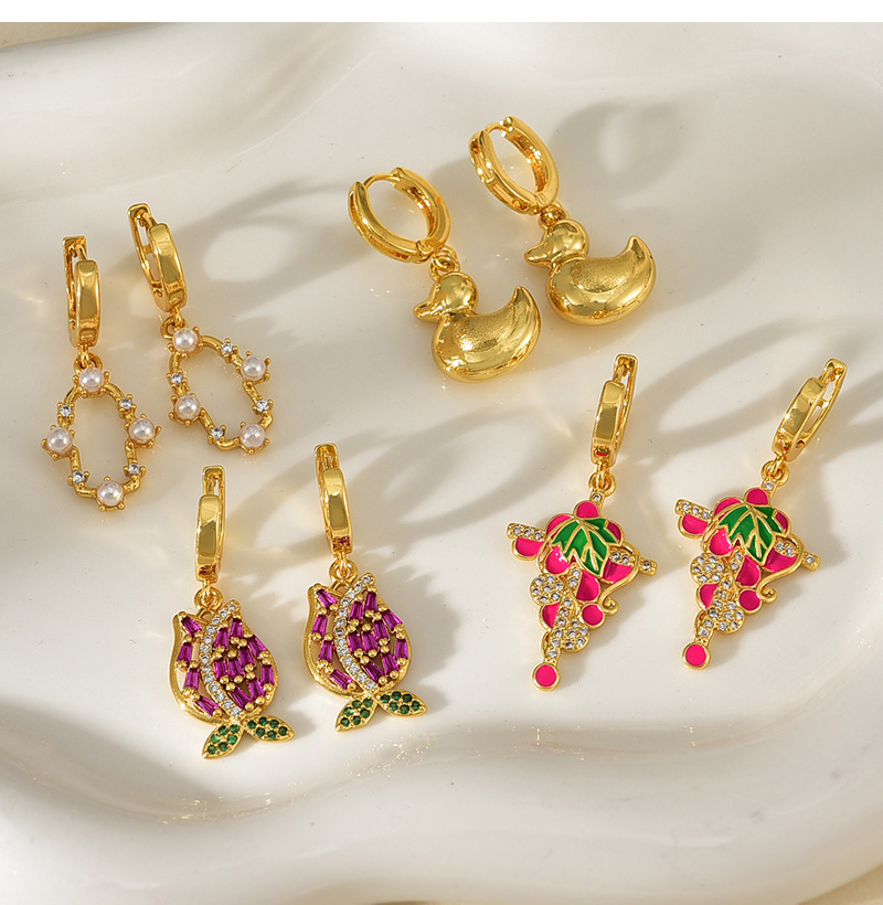 Fashion Golden 4 Copper Inlaid Zirconium Pearl Geometric Hoop Earrings,Earrings