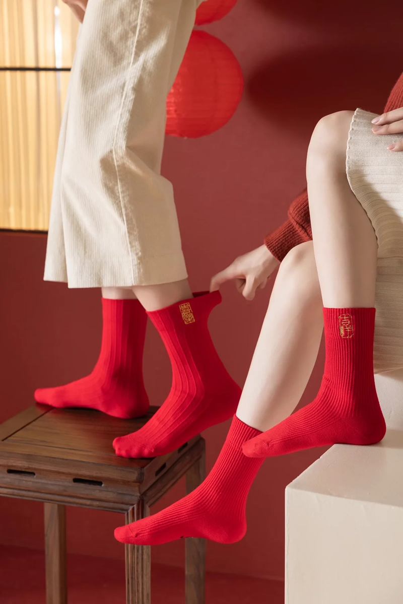Fashion Male Cotton Embroidered Mid-calf Socks,Fashion Socks