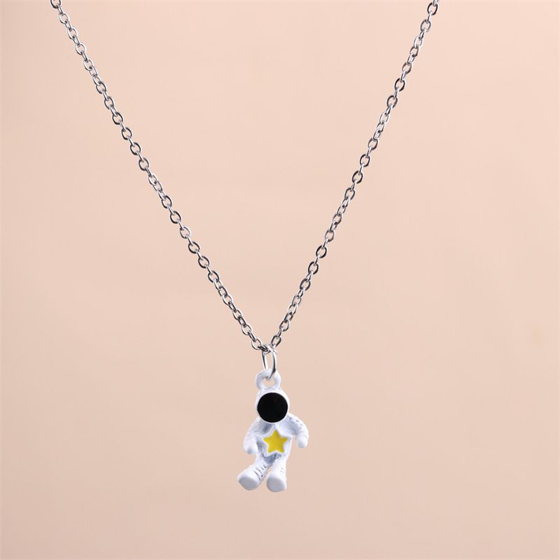 Fashion Sitting And Standing Astronaut-necklace Metal Geometric Astronaut Necklace,Pendants