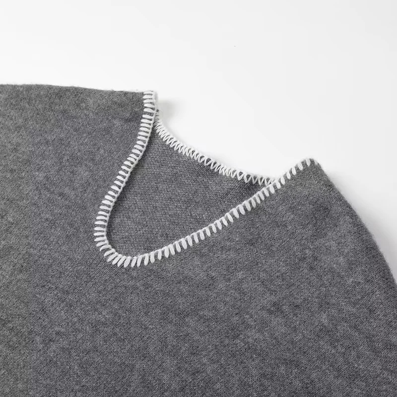 Fashion Grey Contrast Color Stitched V-neck Sweater,Sweater