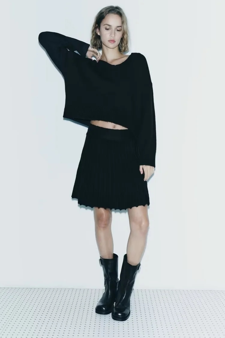 Fashion Black Pleated Knitted Skirt,Skirts