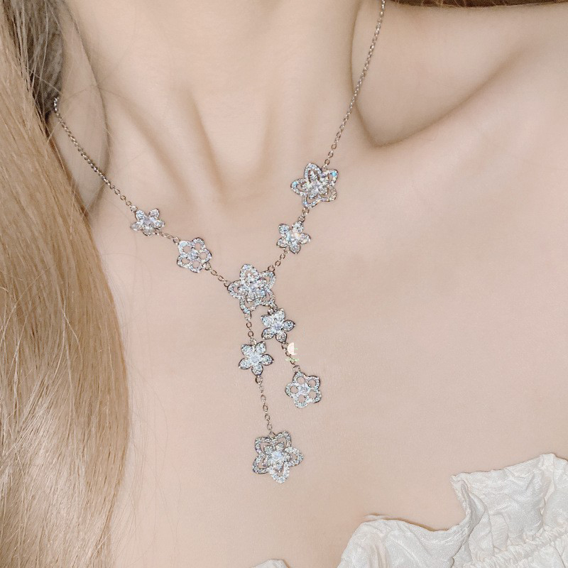 Fashion 6# Gold-plated Copper Flower Stud Earrings With Diamonds,Earrings