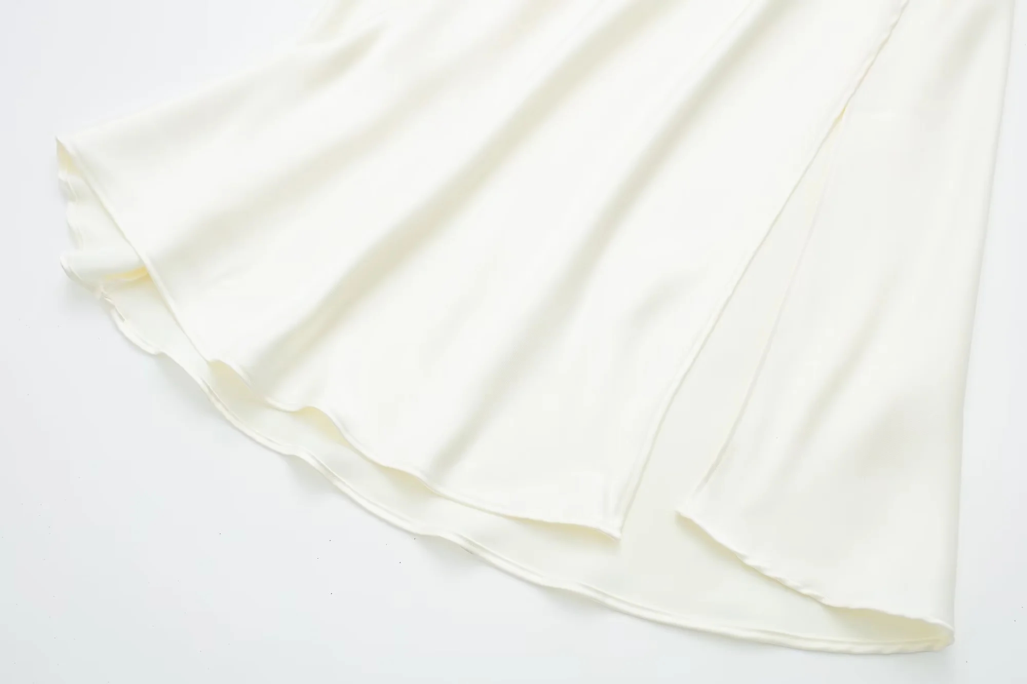 Fashion White Satin-blend Glossy Skirt,Skirts