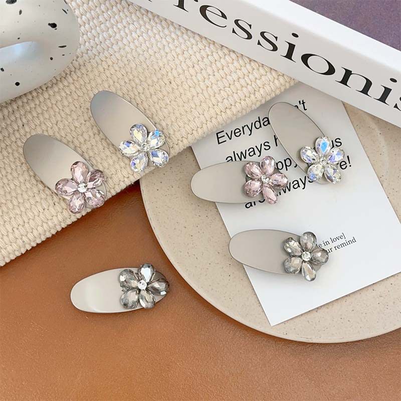 Fashion White Alloy Diamond Flower Oval Hairpin,Hairpins