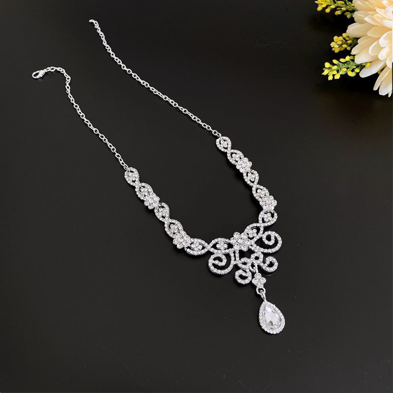 Fashion Silver Earrings Alloy Diamond Geometric Earrings And Necklace Set,Jewelry Sets